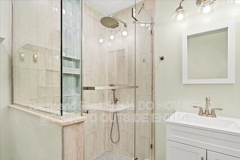695 Cedar Pt. property image