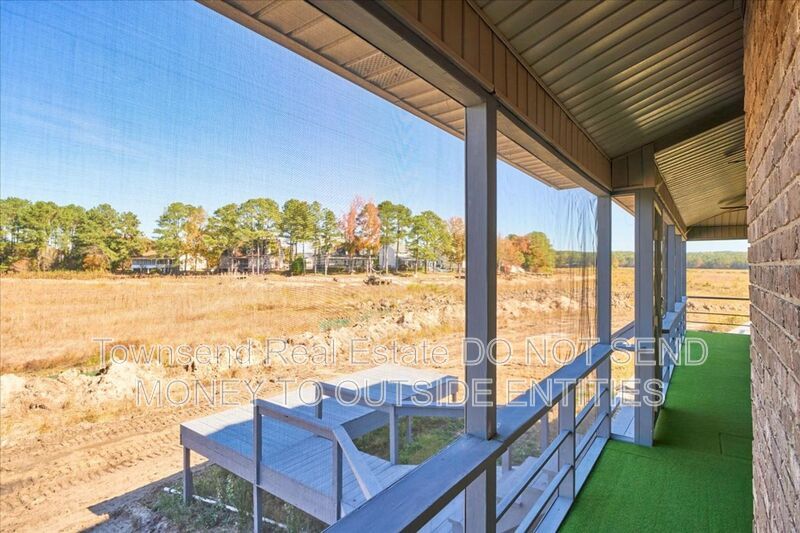 695 Cedar Pt. property image
