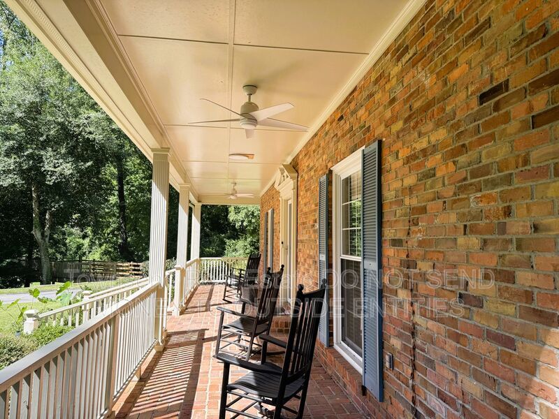 3316 Cliffdale Road property image