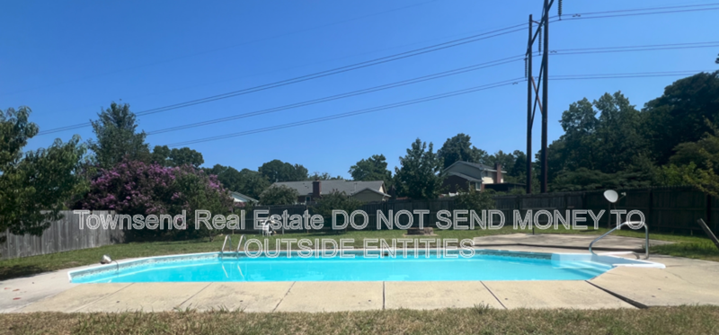 6149 Lakeway Drive property image