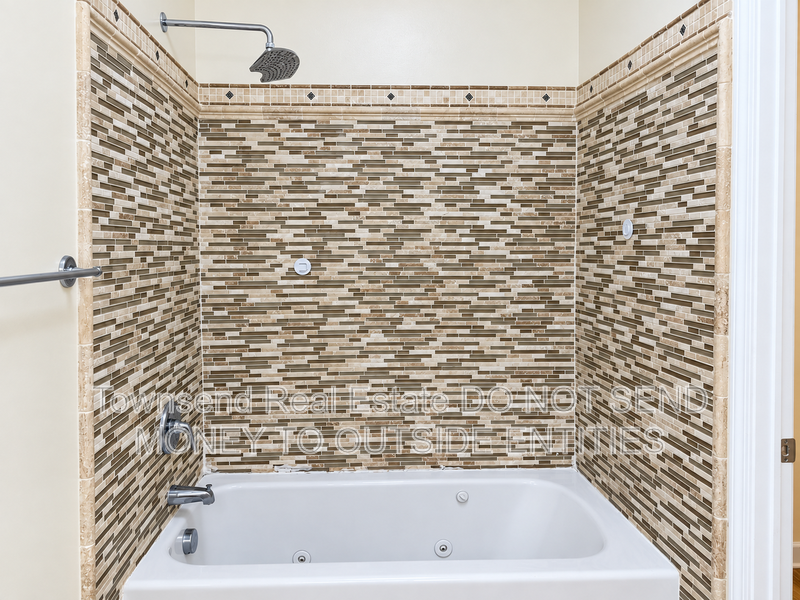 3212 Nottinghill Road property image