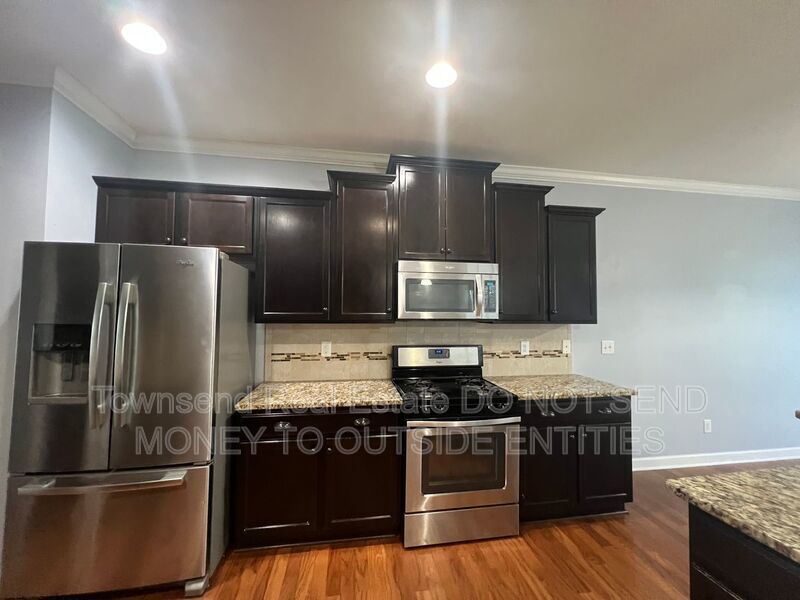 3416 Whispering Meadow Drive property image