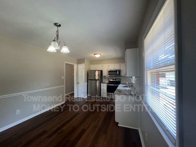 2604 Brentford Dr. property image