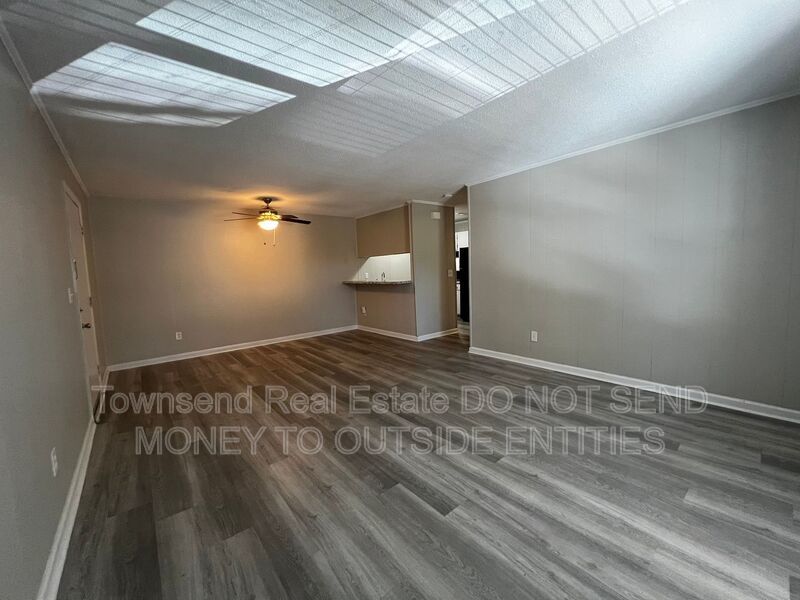 5853-H Century Oaks Drive (No Pets) property image