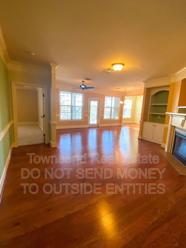 3310 Starboard Way #304 property image