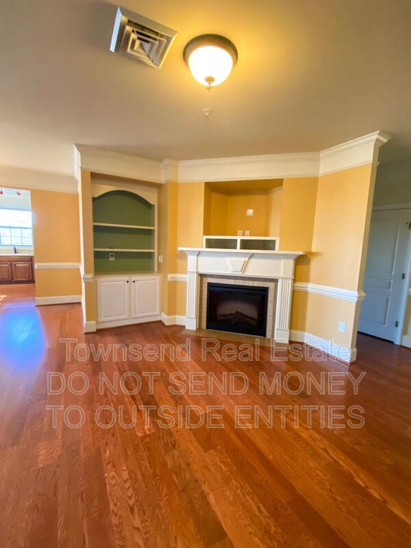 3310 Starboard Way #304 property image