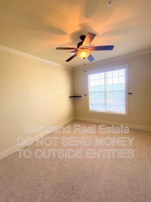 3310 Starboard Way #304 property image