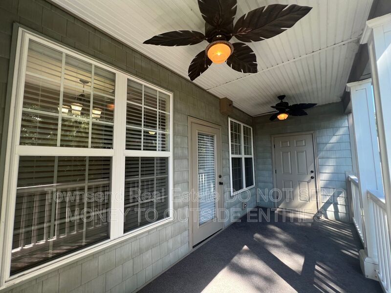 3310 Starboard Way #304 property image