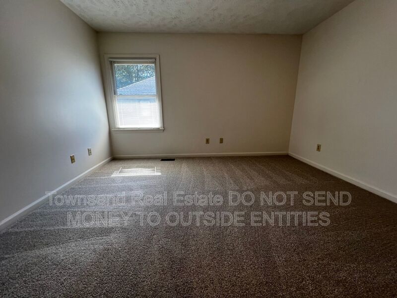 1028-1 Ancestry Drive- No Pets- Two Weeks Free On Your First Full Month's Rent - property image