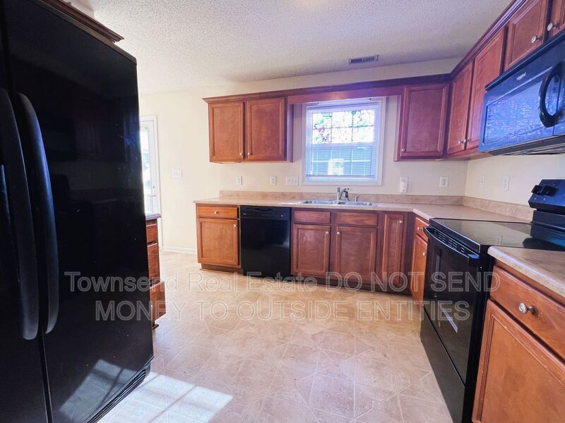 4417 Harborgate Rd- (NO PETS) property image