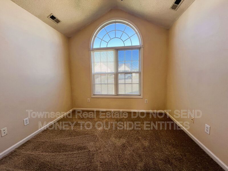 4417 Harborgate Rd- (NO PETS) property image