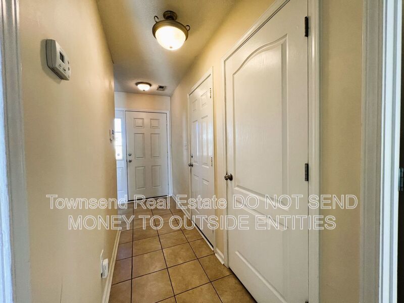 4417 Harborgate Rd- (NO PETS) property image